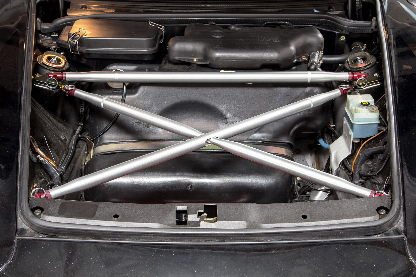 Elephant Racing • QuickChange™ Strut Brace System For 964/993